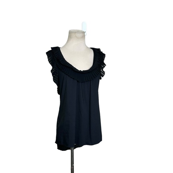 BCBGMaxAzria black ruffled short sleeves blouse size M - Picture 10 of 10
